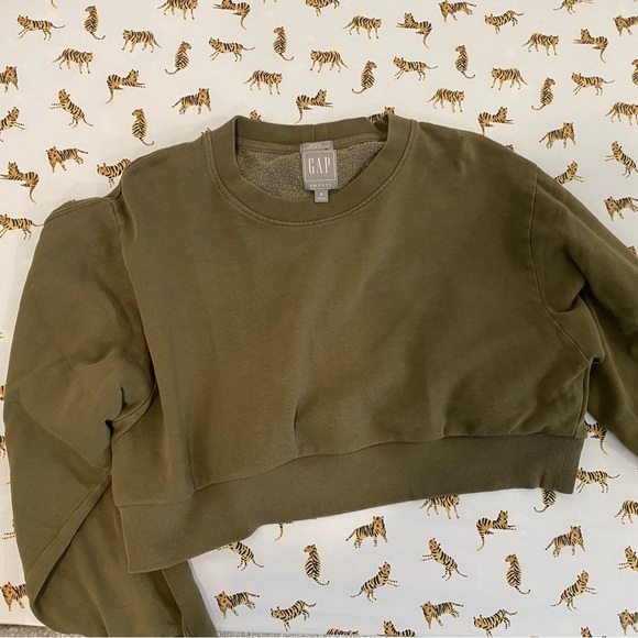 GAP Olive Green Sweatshirt - Picture 3 of 3